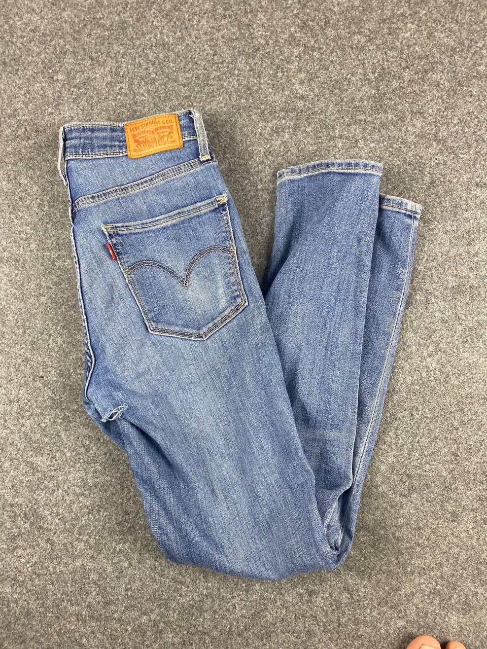 Levi's levis 721 high rise skinny distressed denim Size 28" / US 6 / IT 42 - 2 Thumbnail