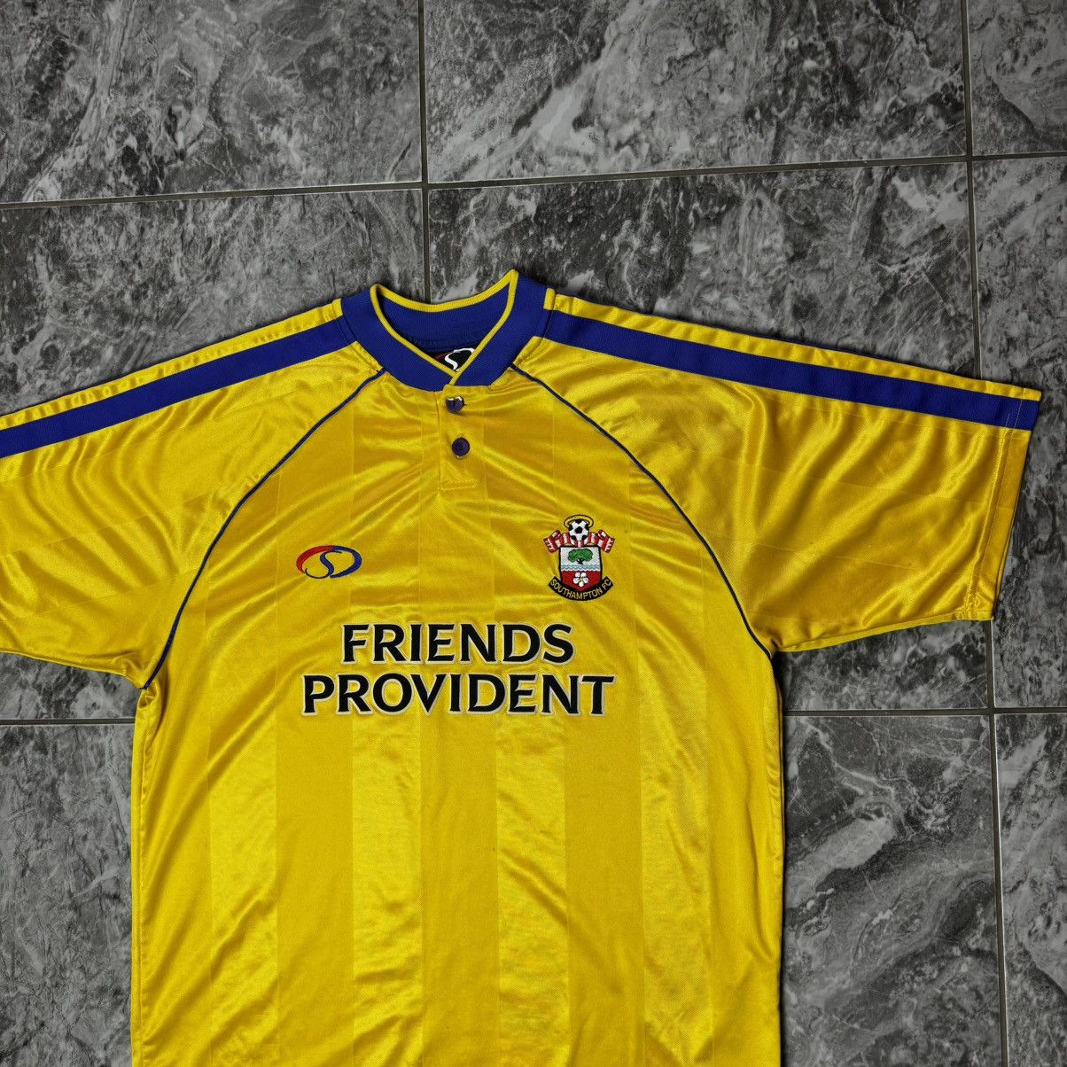 Other SOUTHAMPTON ENGLAND 2002/2004 FOOTBALL SHIRT SIZE 42/44 Size US XL / EU 56 / 4 - 3 Thumbnail