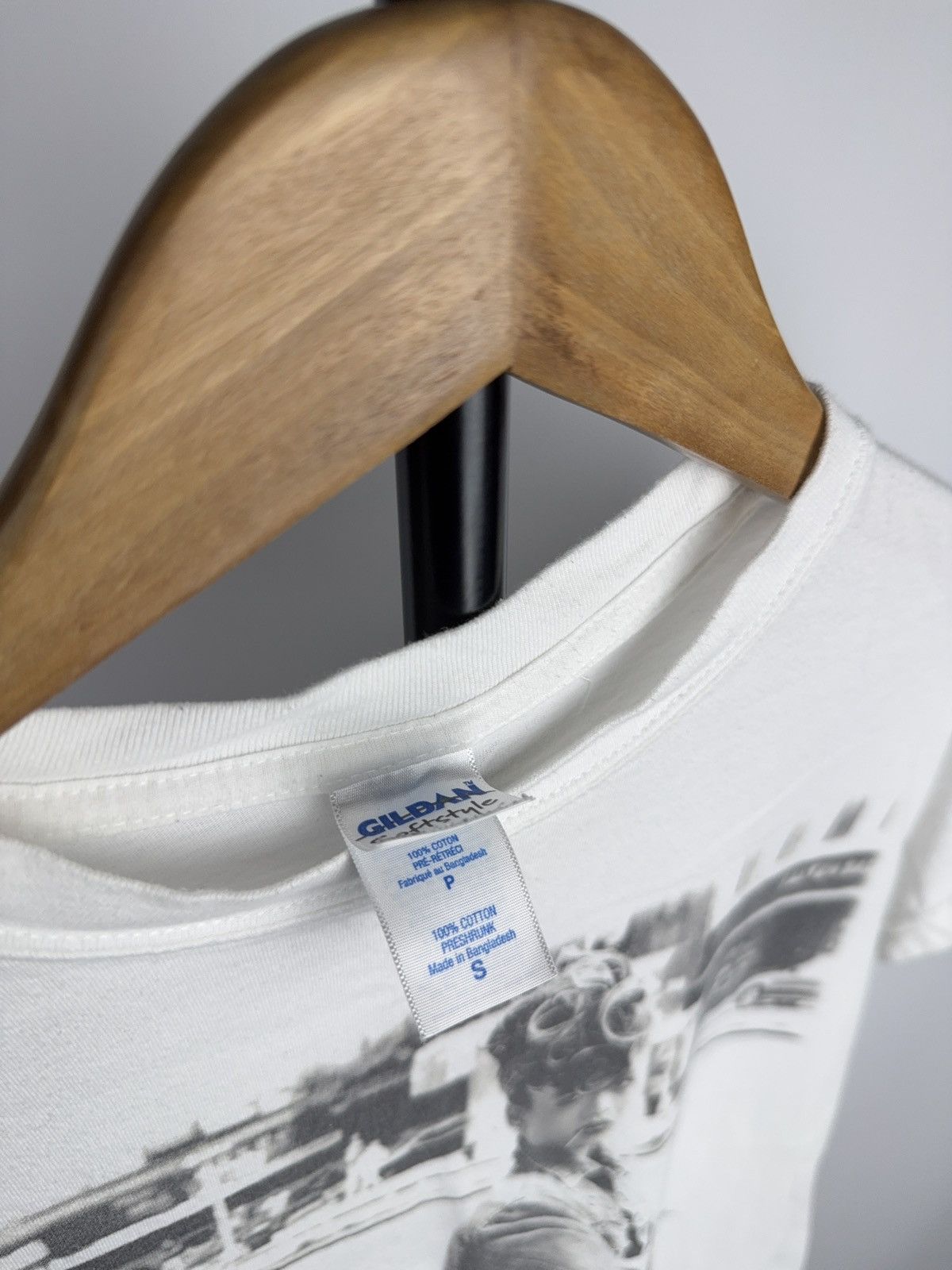 Band Tees Y2K 2011 Bravado Street Photo Graphic Tee “We Found Love” Size US S / EU 44-46 / 1 - 10 Thumbnail