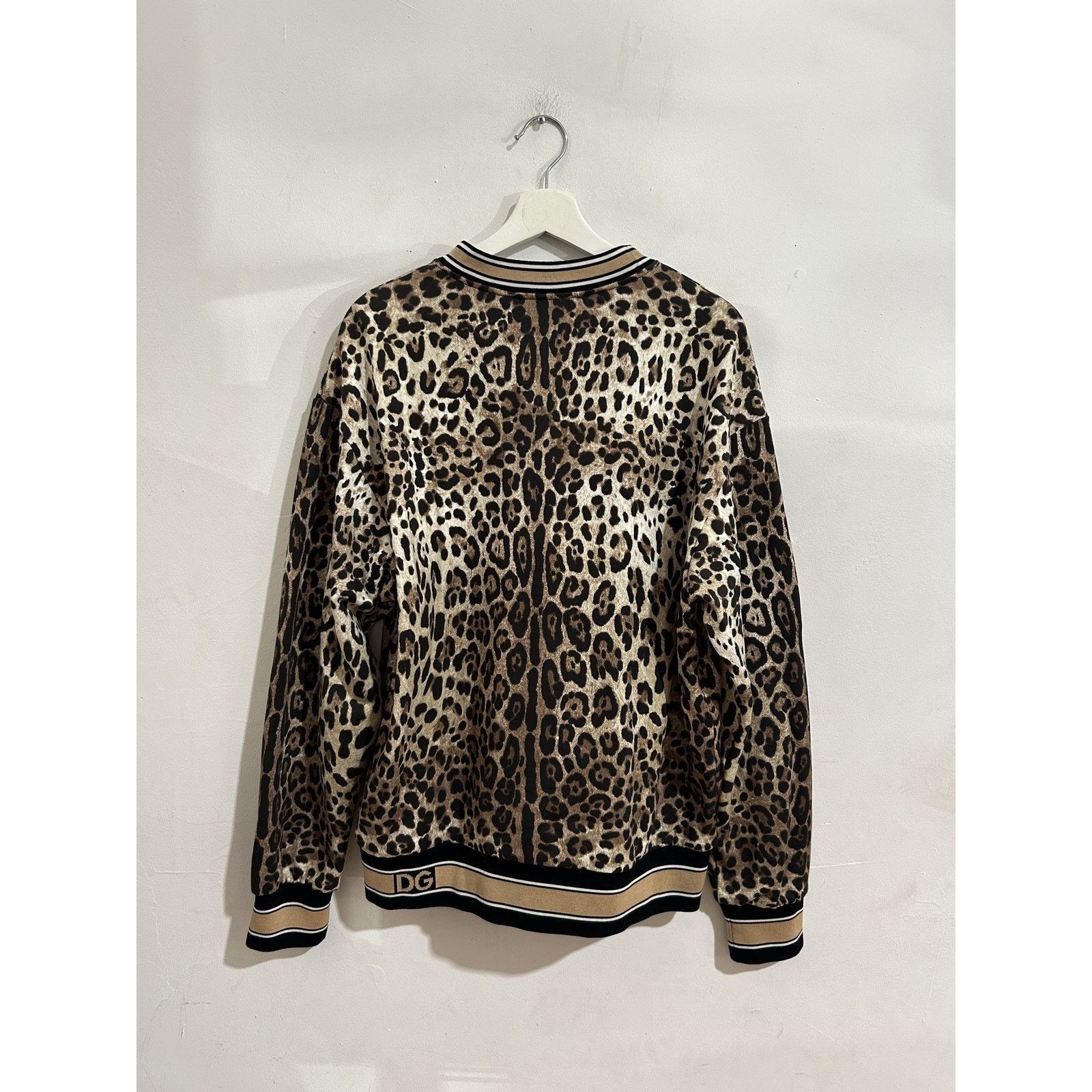 Dolce & Gabbana DOLCE & GABBANA LEOPARD PRINT CREW NECK SWEATSHIRT SIZE 48 Size US M / EU 48-50 / 2 - 2 Thumbnail
