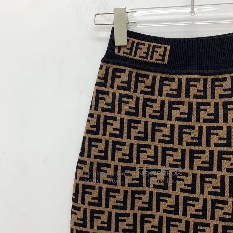 Fendi Fendi Dark brown logo lettering full print casual knitted Size 42" / US 20 - 3 Thumbnail