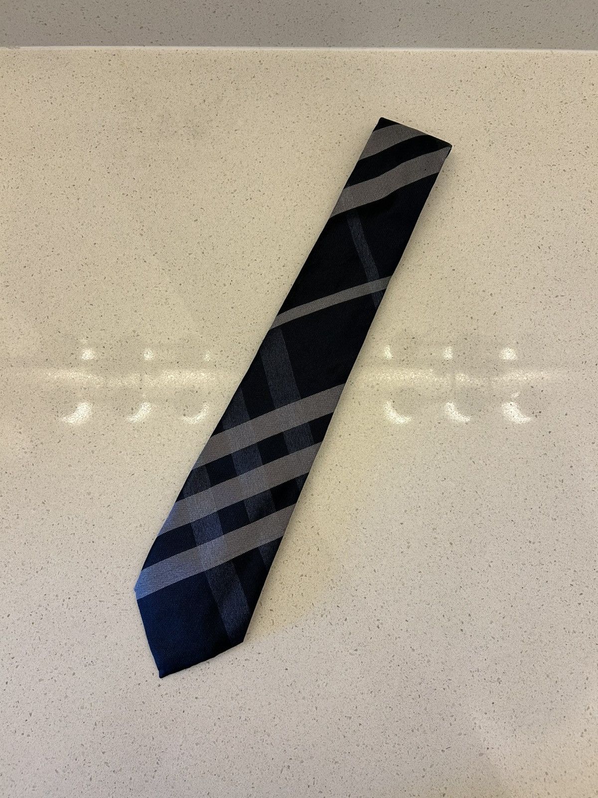 Burberry Check Silk outlet tie