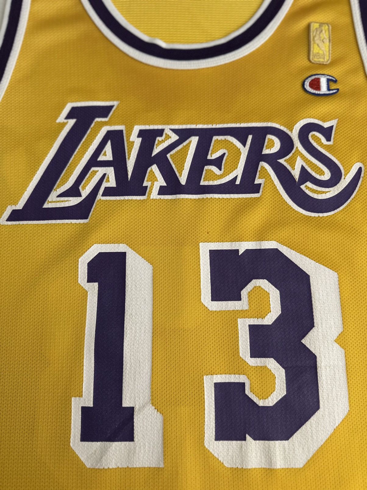 Champion × NBA × Vintage 90s Lakers Wilt Chamberlain Gold NBA Logo Champion Jersey Size US XL / EU 56 / 4 - 18 Thumbnail