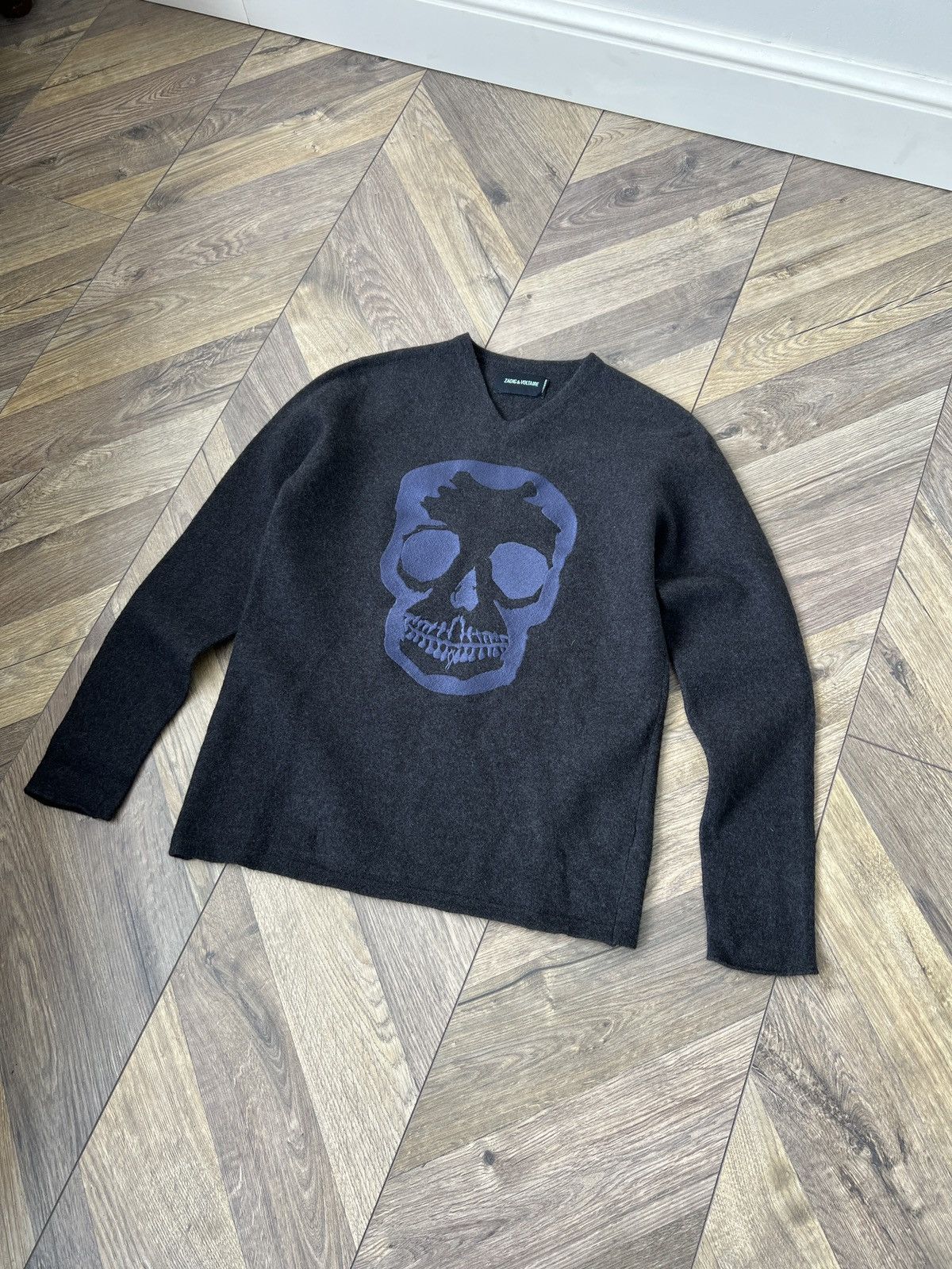 Designer × Vintage × Zadig & Voltaire Vintage Zadig & Voltaire Wool Skull V-Neck Sweater Pullover Size S / US 4 / IT 40 - 5 Thumbnail