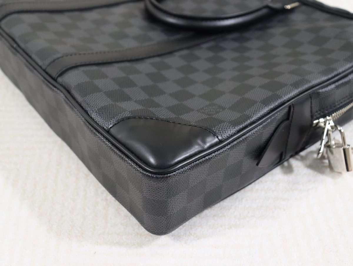 Louis Vuitton Louis Vuitton LV Voyage Bag Size ONE SIZE - 5 Thumbnail