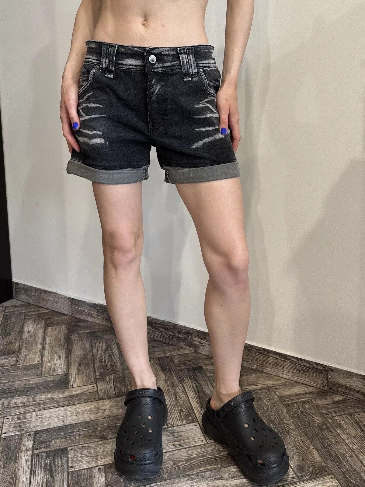 John Galliano John Galliano Denim Women Grey Short Shorts y2k Size 25 39 Size 25" / US 0 / IT 36 - 1 Thumbnail