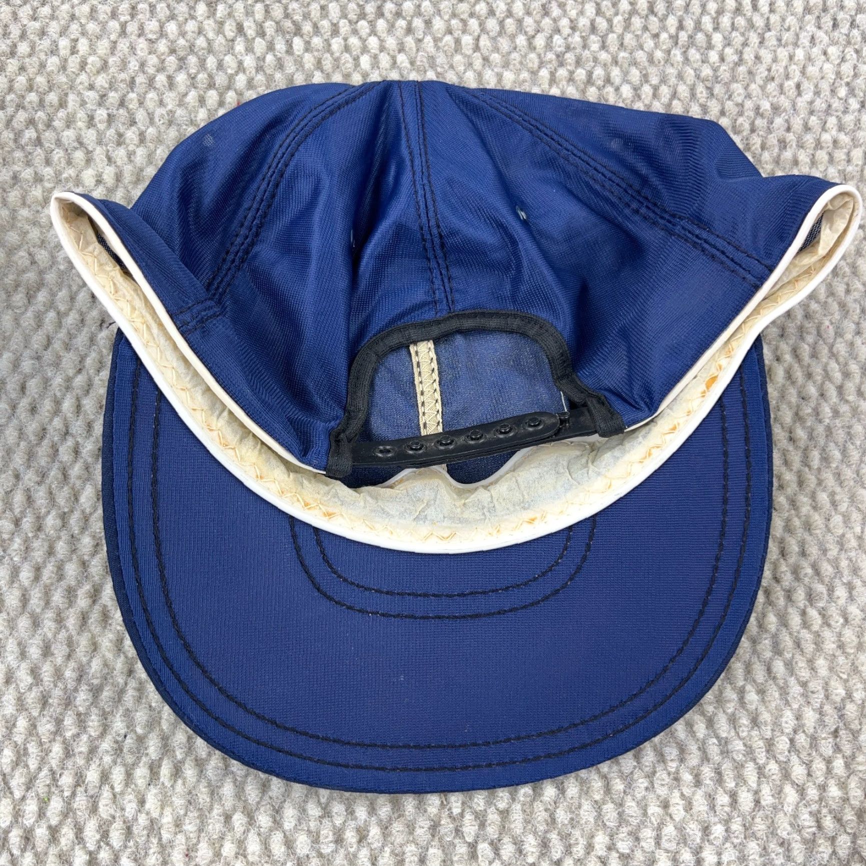 Vintage VINTAGE Louisville MFG Tractor Trucker Hat Made in USA Men Adjustable Blue 80s 90s Farming Outdoor Outdoor Workwear Size ONE SIZE - 4 Thumbnail