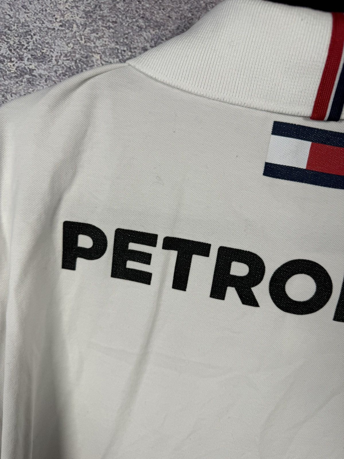 Formula 1 × Mercedes-Benz × Vintage Petronas Mercedes-Benz AMG F-1 Polos Formula 1 Team 2XL sz Size US XXL / EU 58 / 5 - 13 Thumbnail