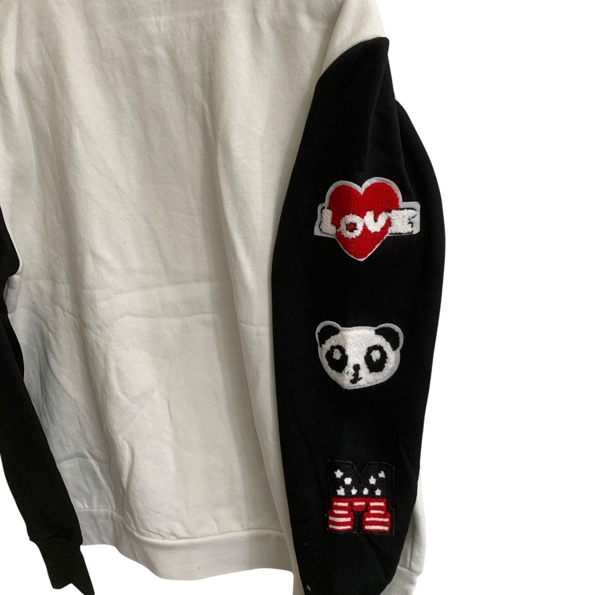 Vintage White Bomber Jacket Cartoon Paches Rare Medium Size US M / EU 48-50 / 2 - 4 Thumbnail