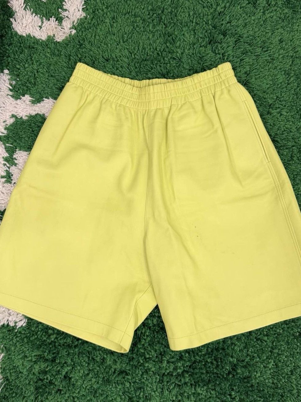 Bottega Veneta Bottega Veneta Salon 01 Lambskin Shorts Size 32 Size US 32 / EU 48 - 1 Thumbnail