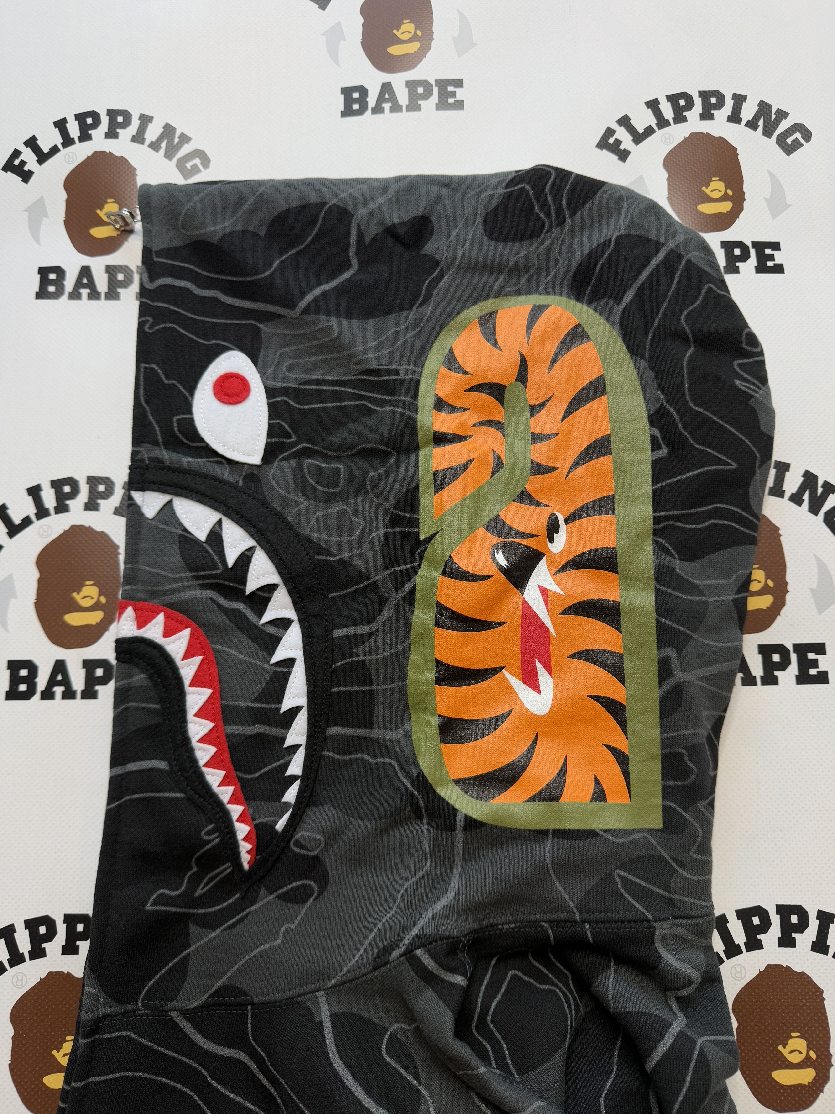 Bape BAPE LAYERED LINE CAMO SHARK FULL ZIP HOODIE Size US XXL / EU 58 / 5 - 7 Thumbnail