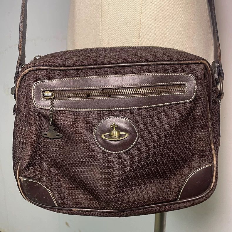Vivienne Westwood Vivienne Westwood size os The postman carried a bag Size ONE SIZE - 2 Thumbnail