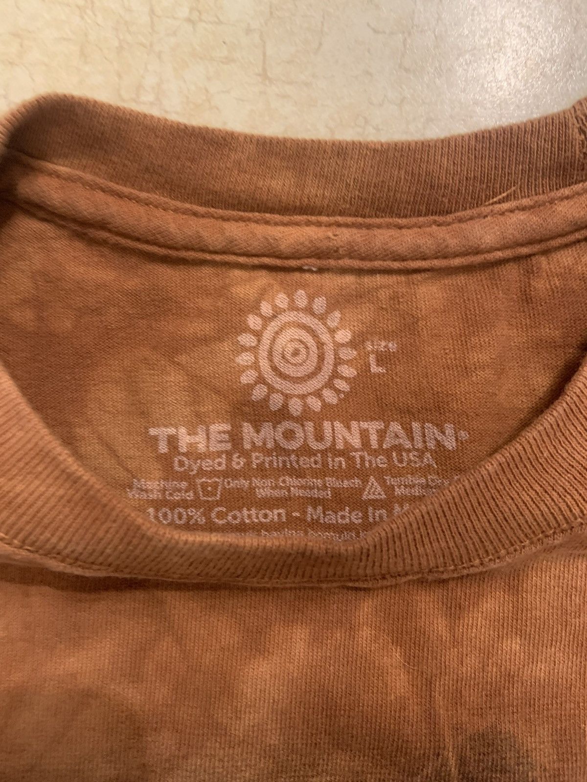 The Mountain The Mountain “Wolf” T-shirt Size US L / EU 52-54 / 3 - 3 Thumbnail