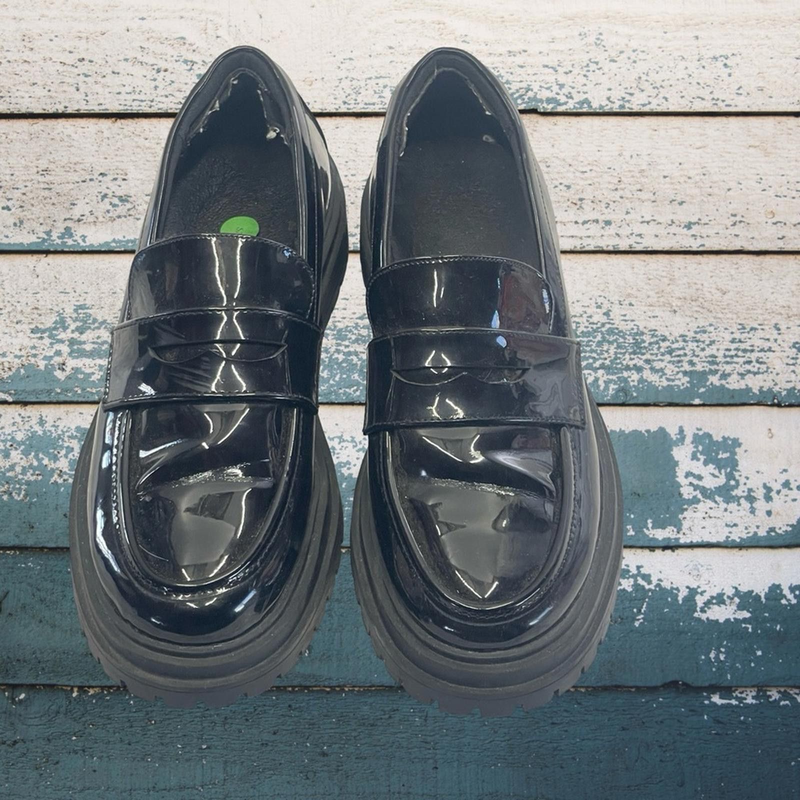 NBDN Nobrandedon Size 6 Shiny Black Loafers Size US 6 / IT 36 - 5 Thumbnail