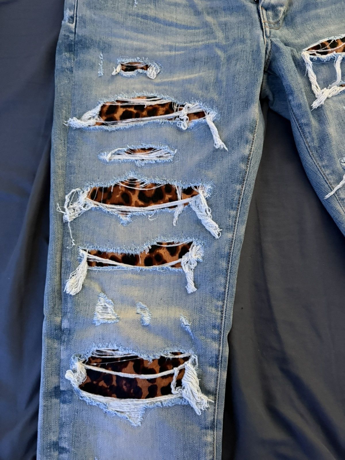 Amiri Light Blue Amiri Denim Cheetah Print Patches Size US 29 - 2 Thumbnail
