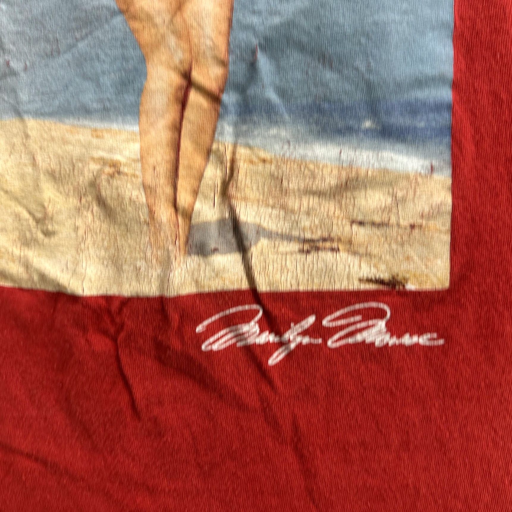 Vintage VINTAGE Marilyn Monroe Shirt Mens L Red Graphic Tee Pinup Beach 90s T-Shirt - Mens Large Red Marilyn Monroe Graphic Tee Vintage 90s Beach Shirt Size US L / EU 52-54 / 3 - 7 Thumbnail