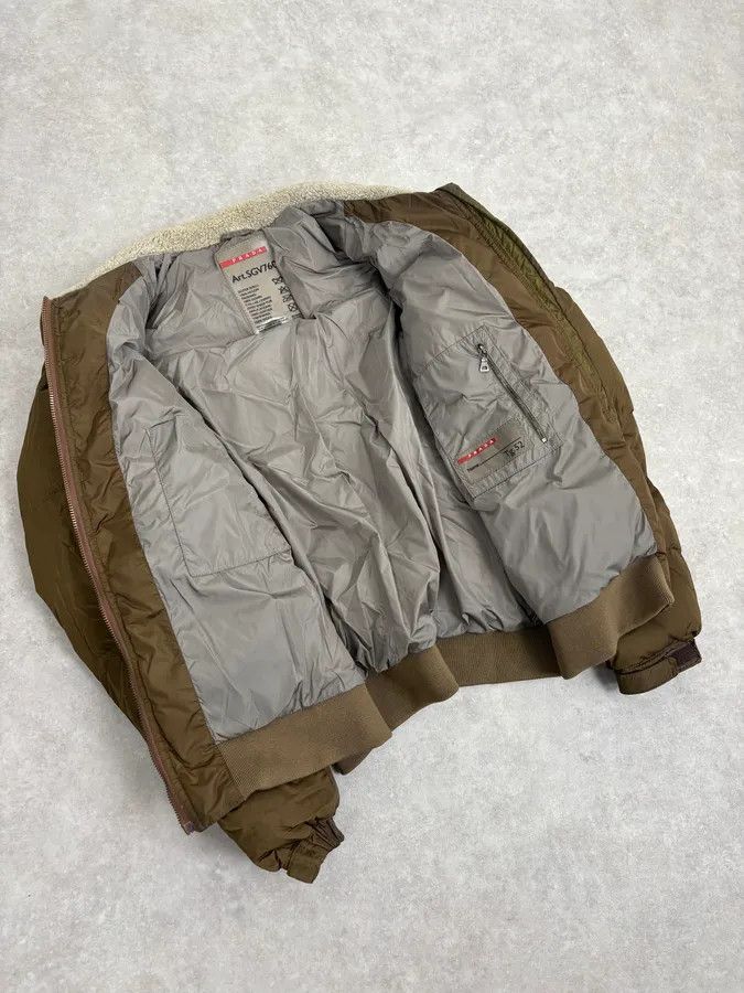 Prada 2000s Prada Khaki Nylon Puffer Bomber Jacket Size US M / EU 48-50 / 2 - 7 Thumbnail