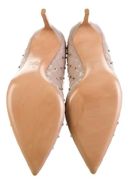 Valentino Valentino Garavani Rockstud Quilted Nude Heels – Size 11 Size US 10.5 / IT 40.5 - 4 Thumbnail