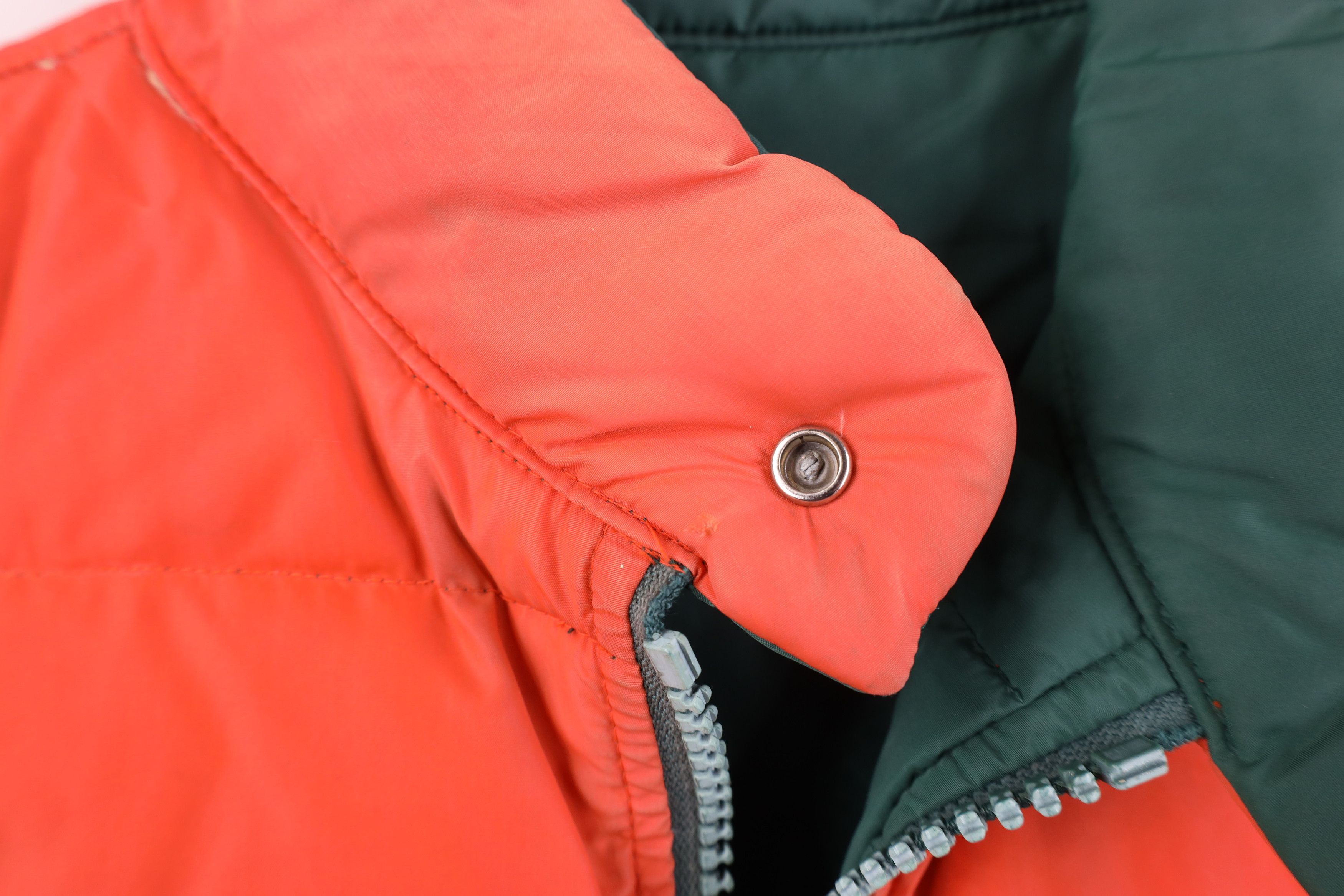 Vintage Vintage 70s Streetwear Reversible Duck Puffer Vest Jacket Size US M / EU 48-50 / 2 - 8 Thumbnail