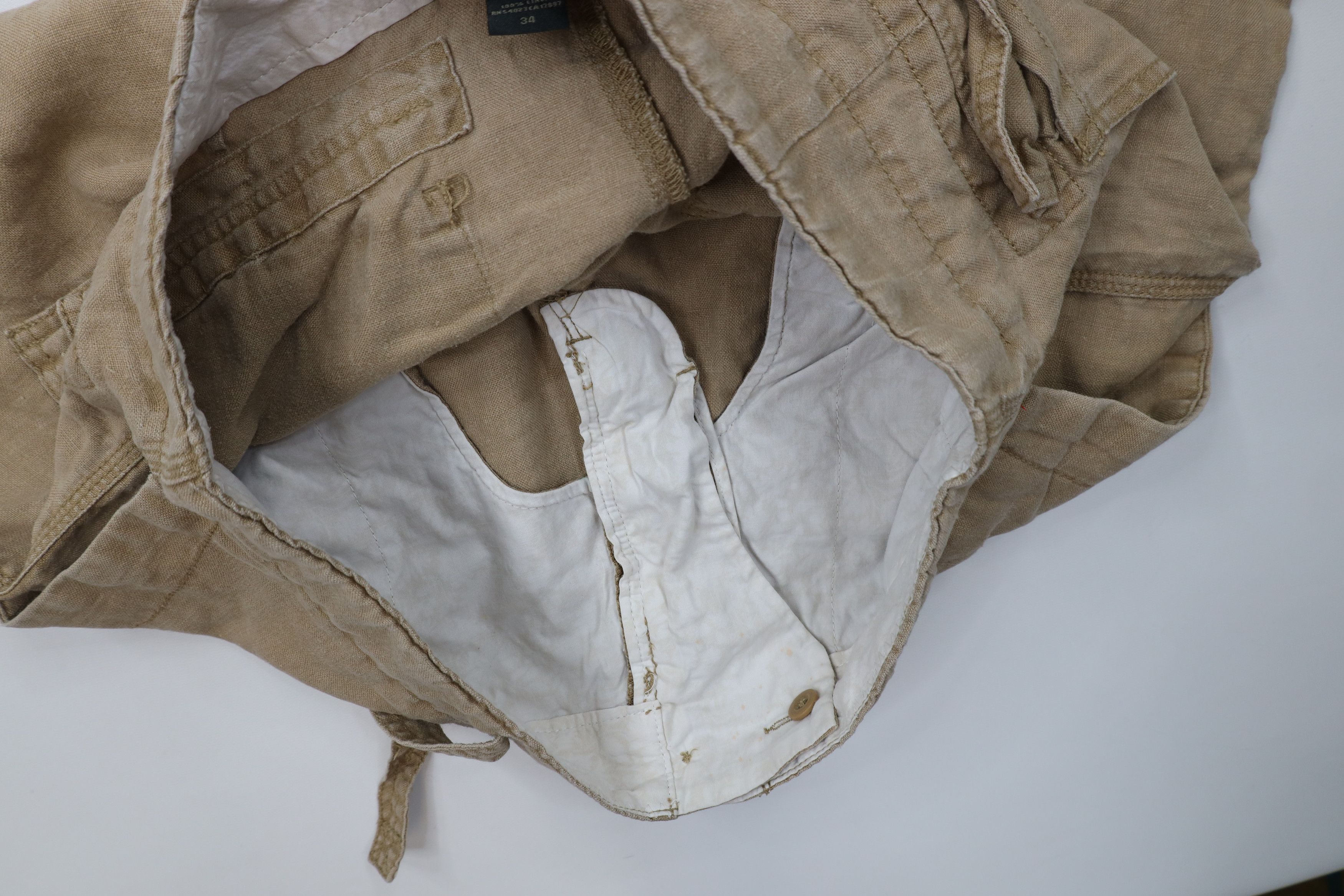 Banana Republic Vintage Banana Republic Faded Above Knee Linen Shorts Beige Size US 34 / EU 50 - 8 Thumbnail