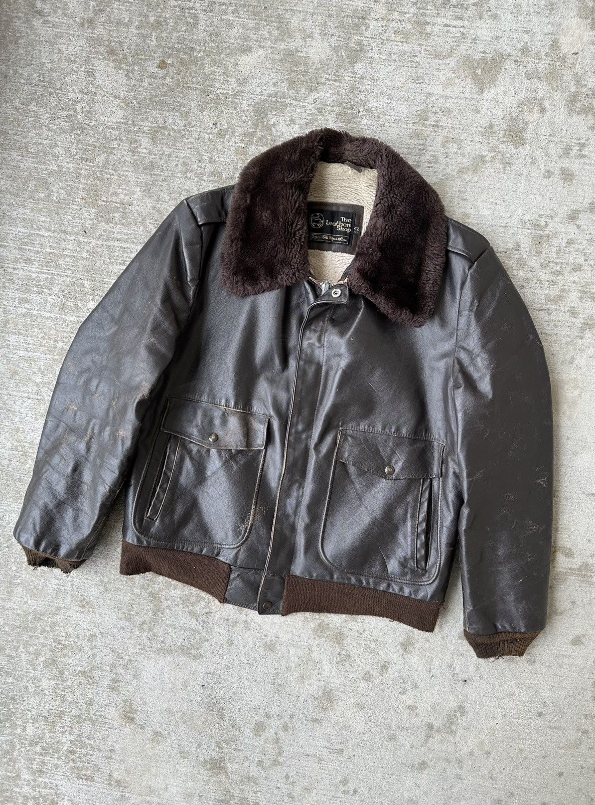Genuine Leather 70s Shearling Fur-Lined Bomber Flight Jacket Size US L / EU 52-54 / 3 - 7 Thumbnail