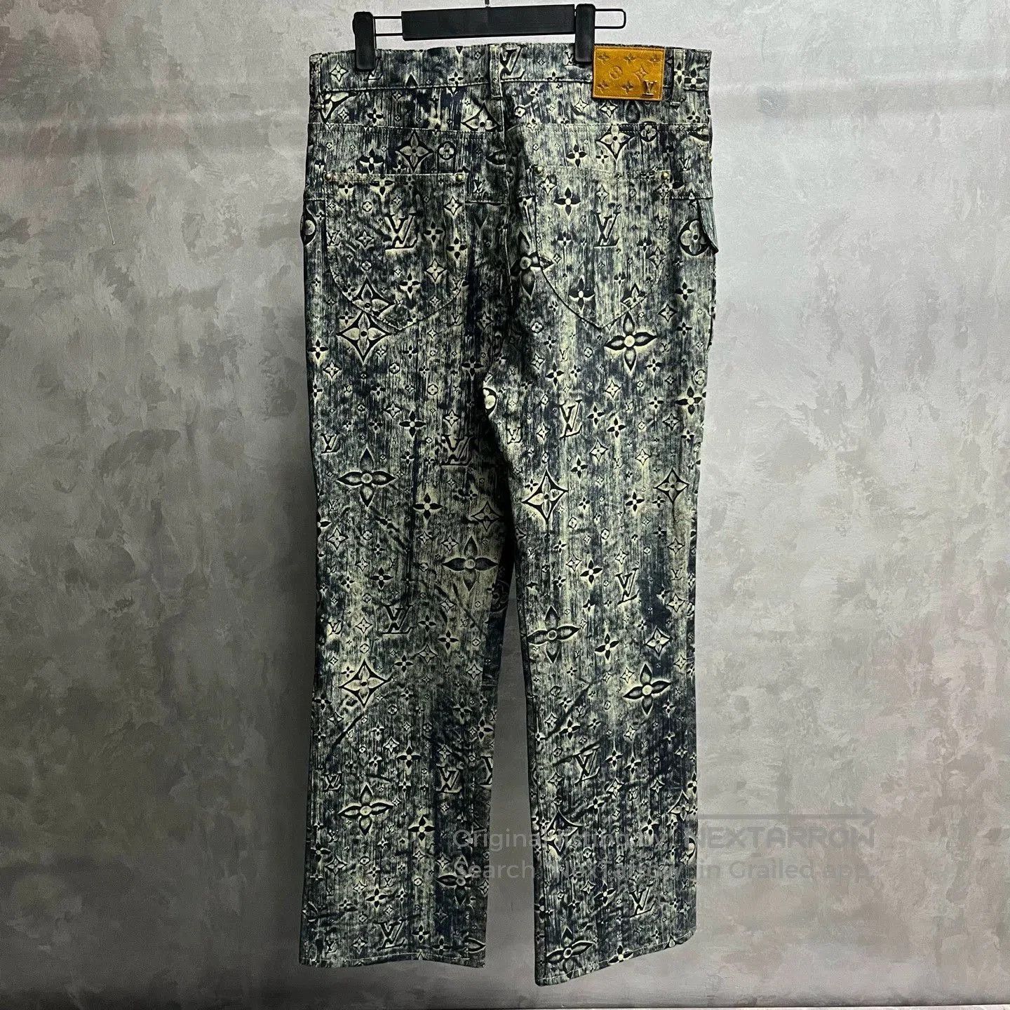 Louis Vuitton louis vuitton brown multi-pocket casual pants. Size US 33 - 6 Thumbnail
