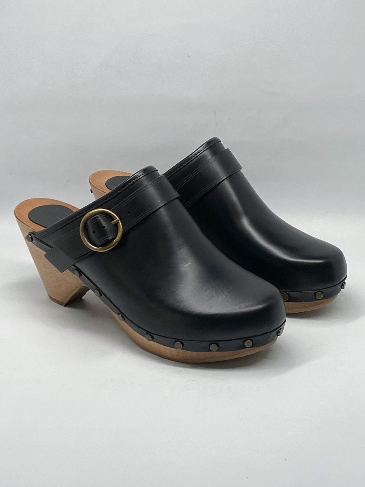Isabel Marant Isabel Marant Titya Studded Clog size 37 Size US 7 / IT 37 - 1 Thumbnail