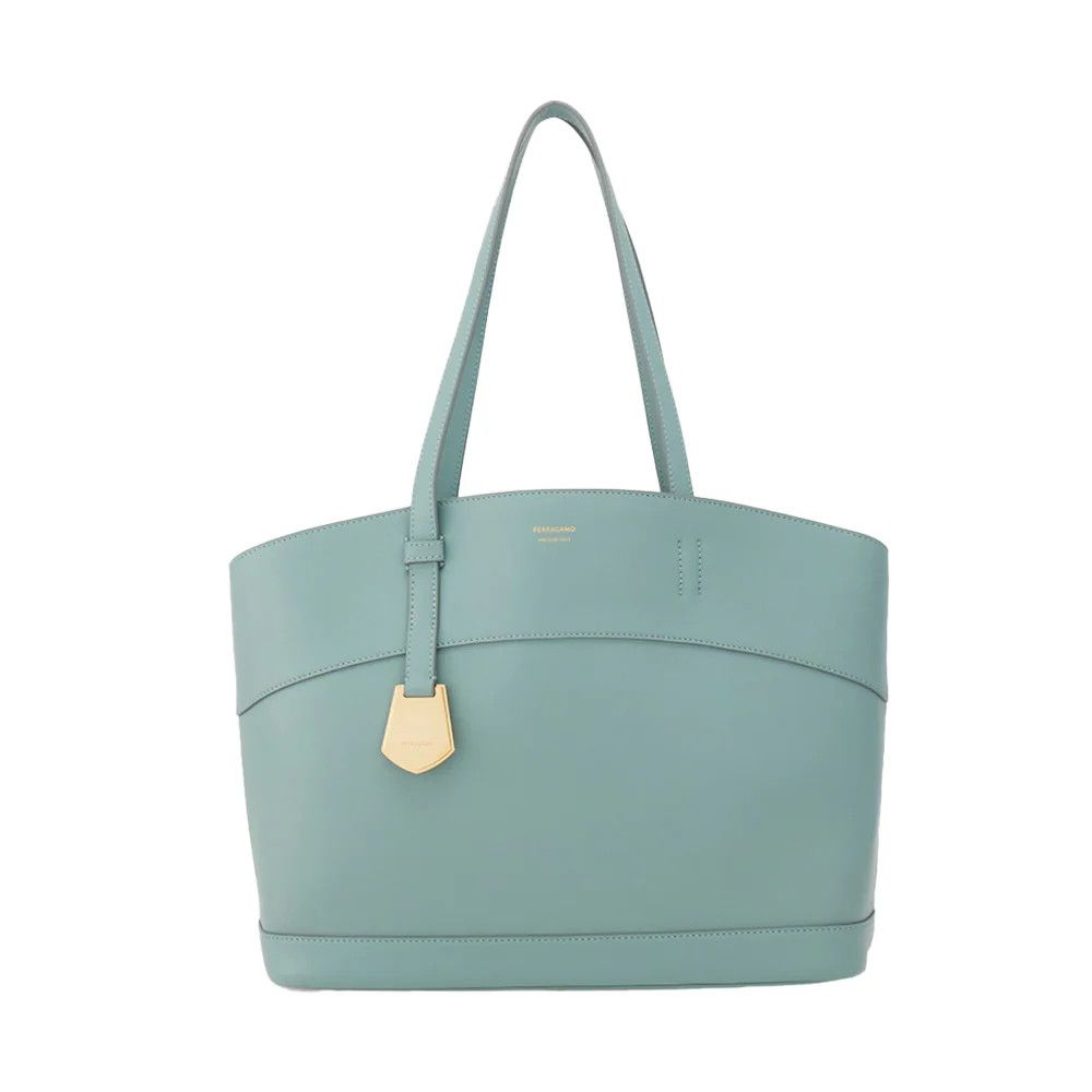 o1s1rm0924 Size: OS / Charming Tote Bag in Sage Green