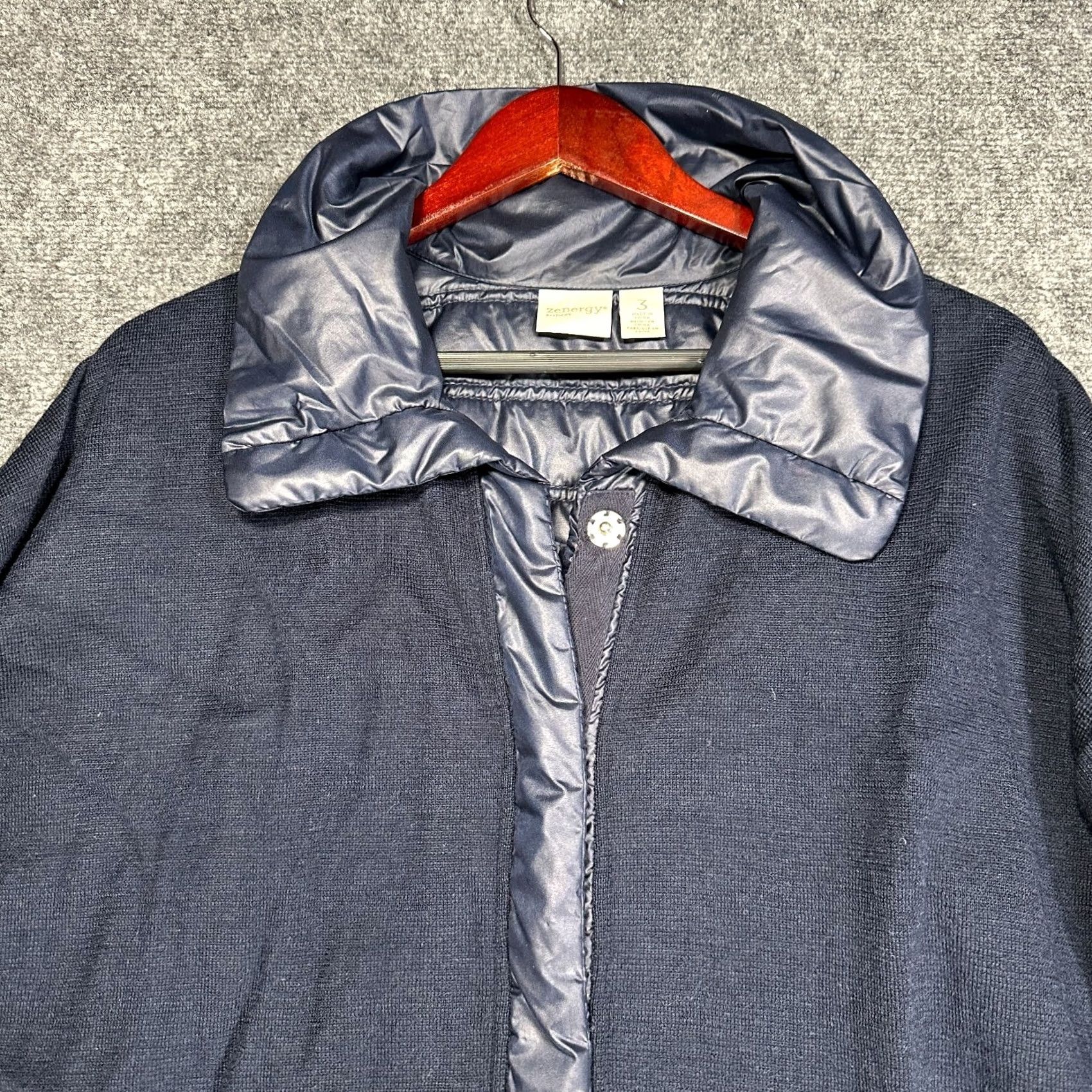 Vintage Chicos Zenergy Jacket Womens XL Blue Knit Front Puffer Back Pockets Snap Up Casual Solid Geometric Front Knit Back Pockets Size XL / US 12-14 / IT 48-50 - 4 Thumbnail