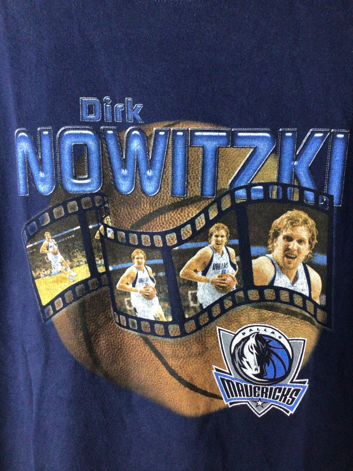 NBA NBA Dallas Mavericks Dirk Nowitzki 2011 Size US XL / EU 56 / 4 - 3 Thumbnail