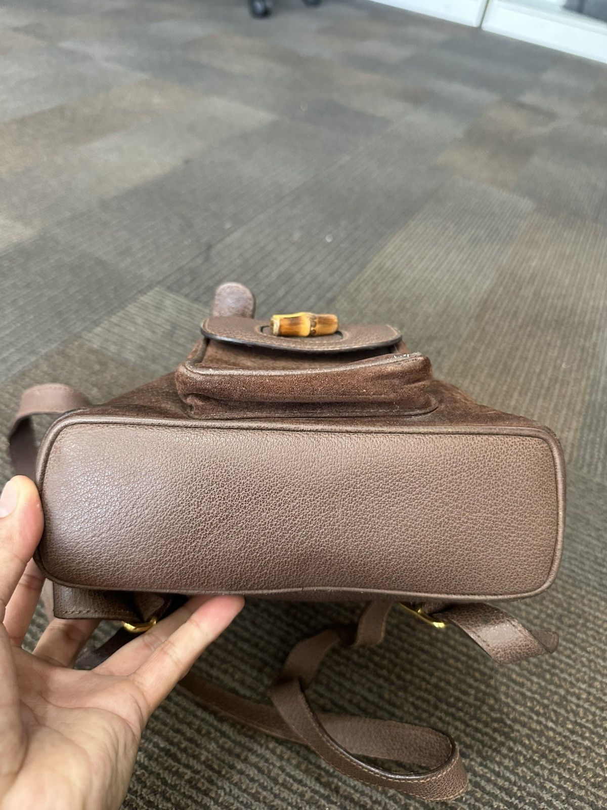Designer × Gucci Vintage Gucci bamboo suede mini backpack Size ONE SIZE - 5 Thumbnail