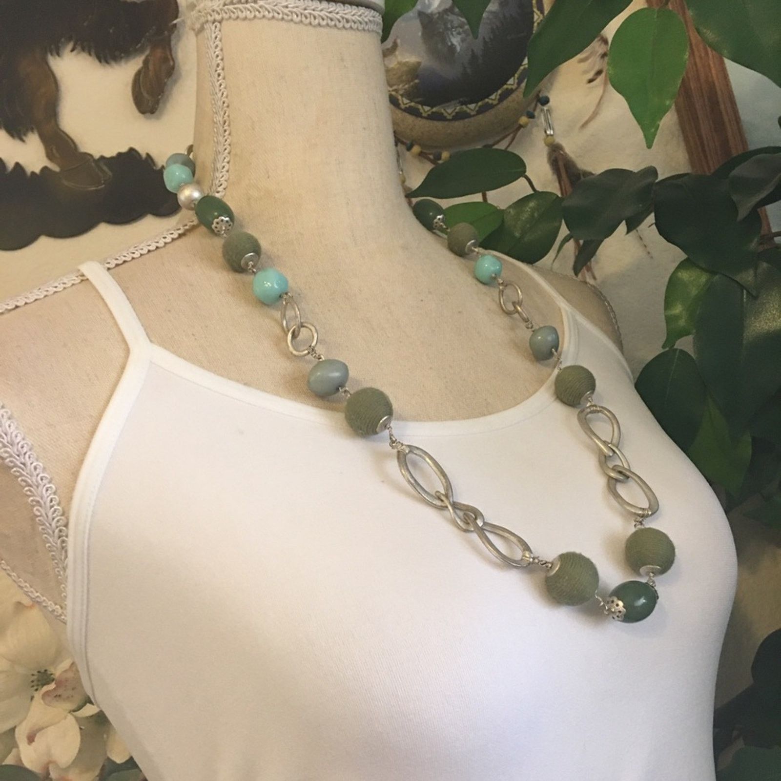 Vintage Vintage matte silver multi material bead necklace Size ONE SIZE - 2 Thumbnail
