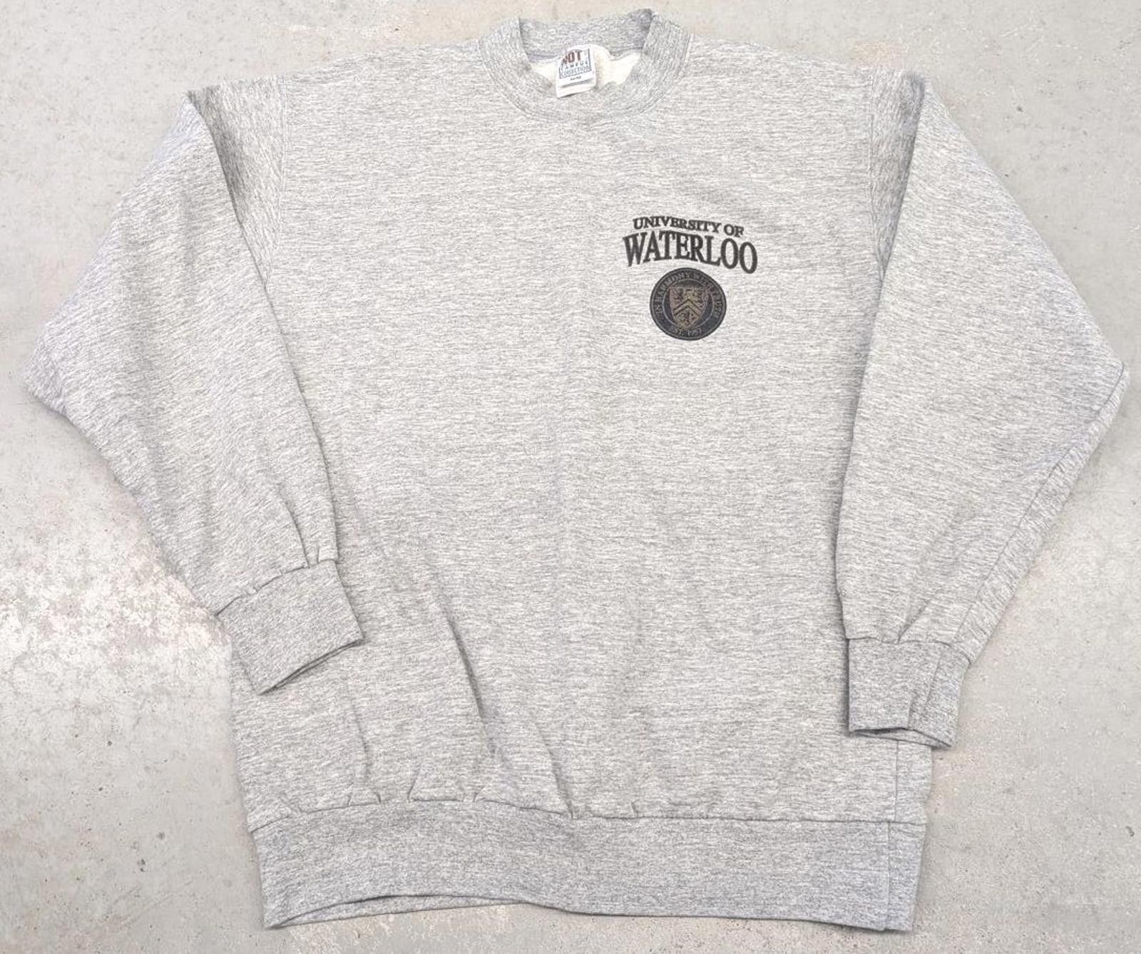 Vintage Vintage 90s University of Waterloo Canada Crew Neck Sweater Size US M / EU 48-50 / 2 - 1 Thumbnail