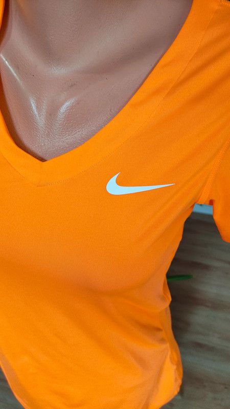 Nike Nike Pro Women's Sports T-shirt Size M Size US M / EU 48-50 / 2 - 4 Thumbnail