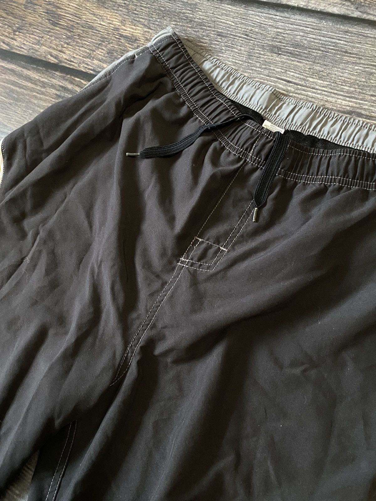 Quiksilver 90’s Qiuksilver Big Logo Shorts Size US 34 / EU 50 - 4 Thumbnail