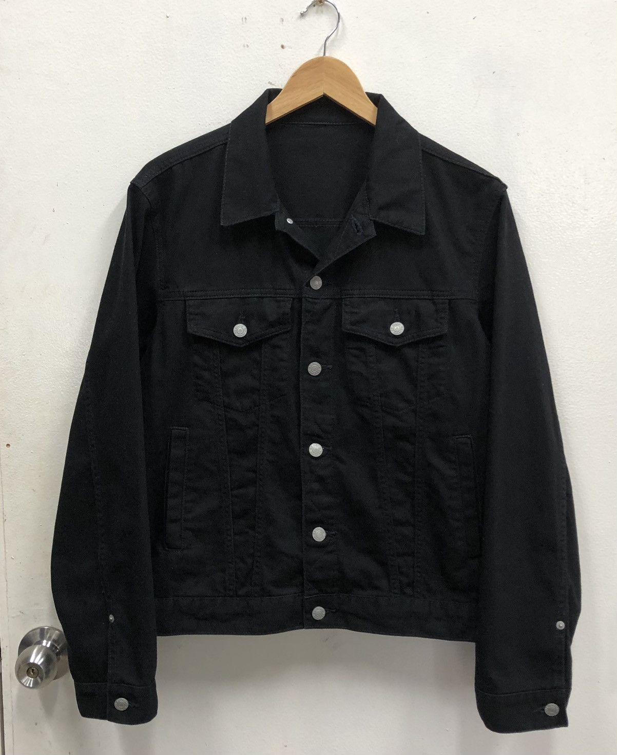 Japanese Brand Japanese Brand Gu Trucker Denim Jacket Black ( L ) Size US L / EU 52-54 / 3 - 4 Thumbnail