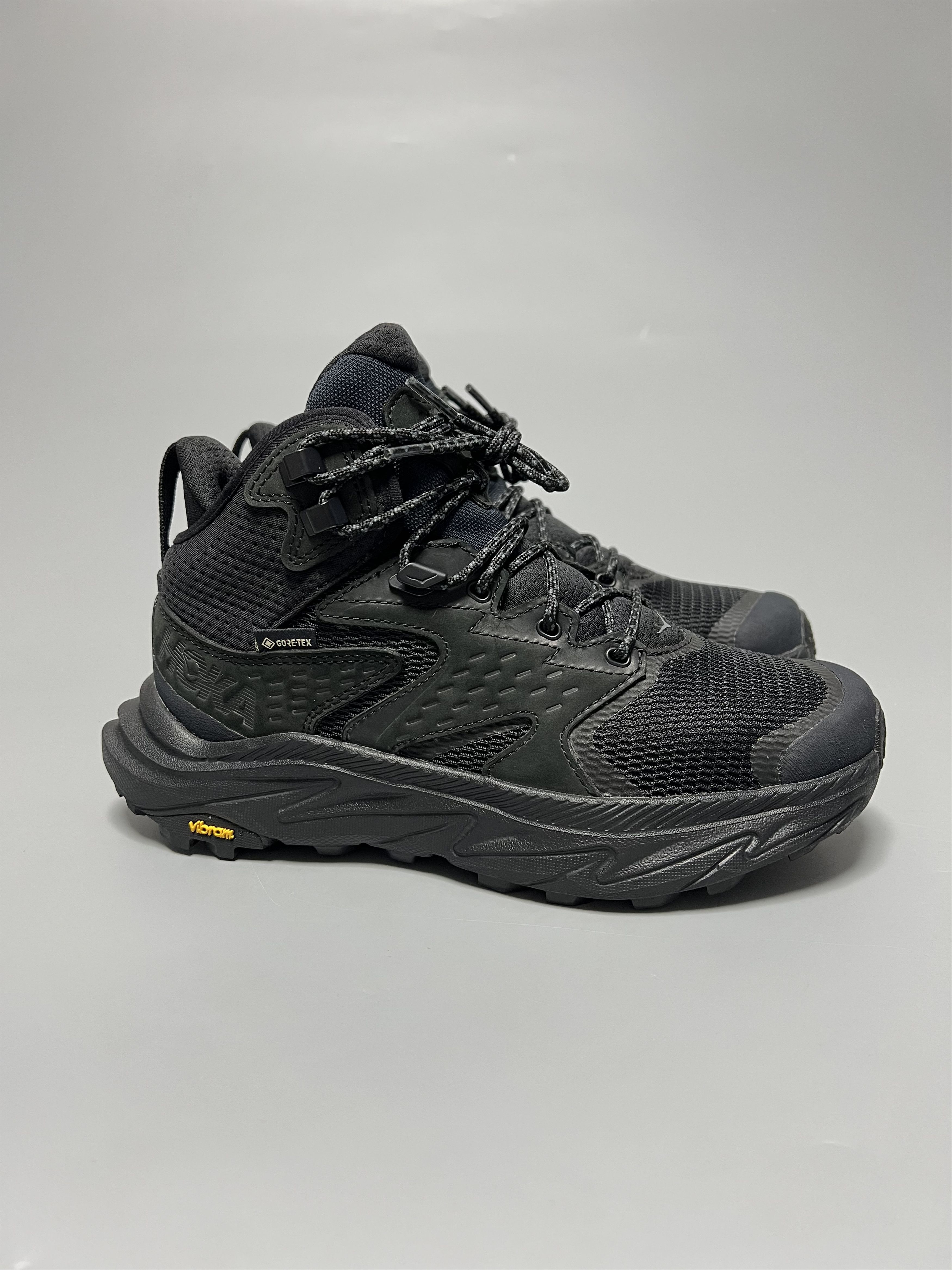 Goretex 6.5B Hoka One One Anacapa 2 Mid GTX Women's Hiking Shoes Size US 6.5 / IT 36.5 - 1 Thumbnail