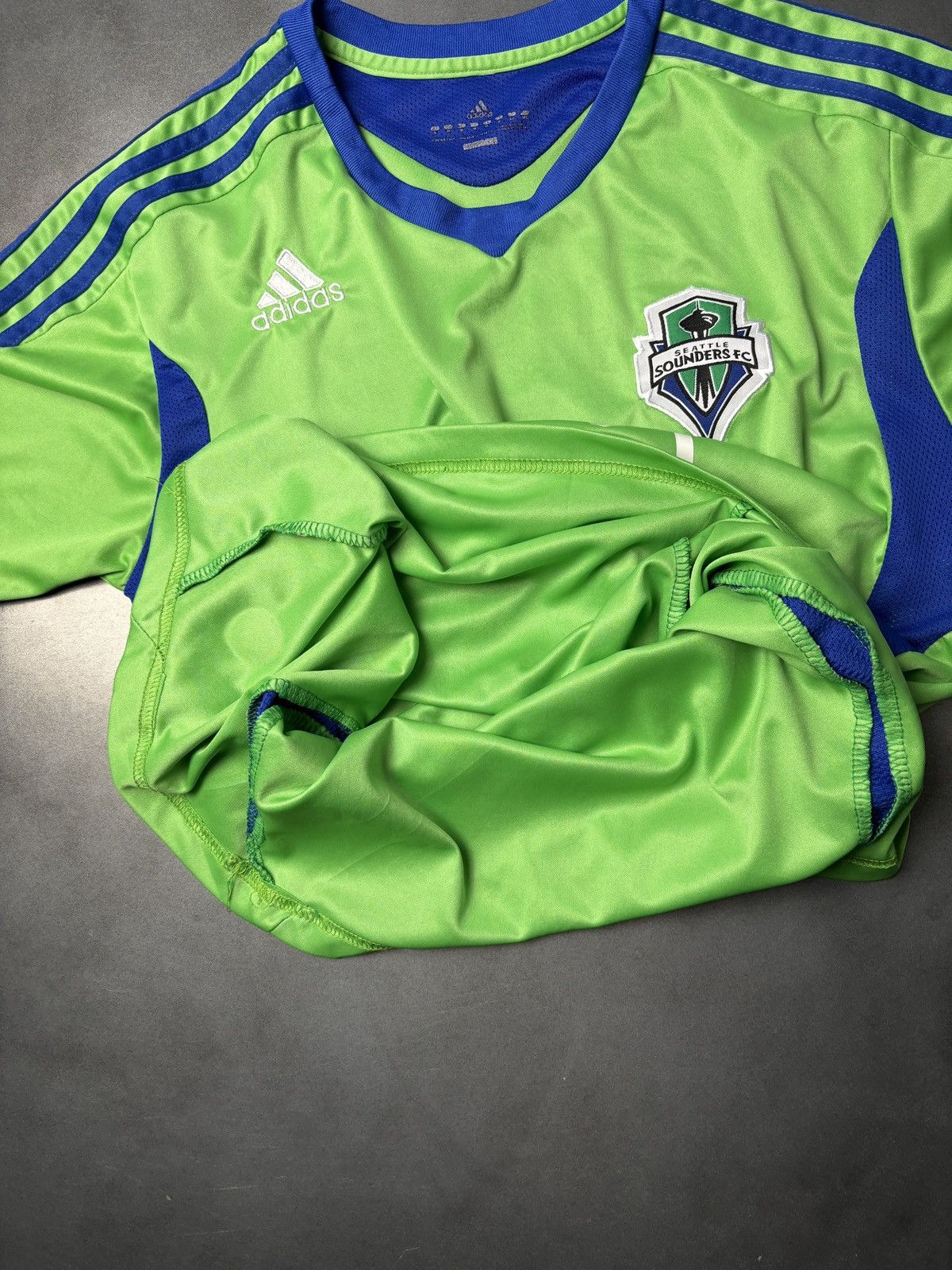 Adidas 2010-2011 Seattle Sounders Jersey Soccer Xbox MLS Football Size US M / EU 48-50 / 2 - 6 Thumbnail