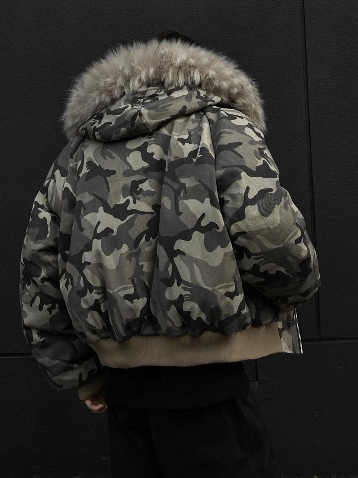 Vintage Green Camouflage Fur Hood Bomber Jacket, Men's Outerwear Size US L / EU 52-54 / 3 - 4 Thumbnail