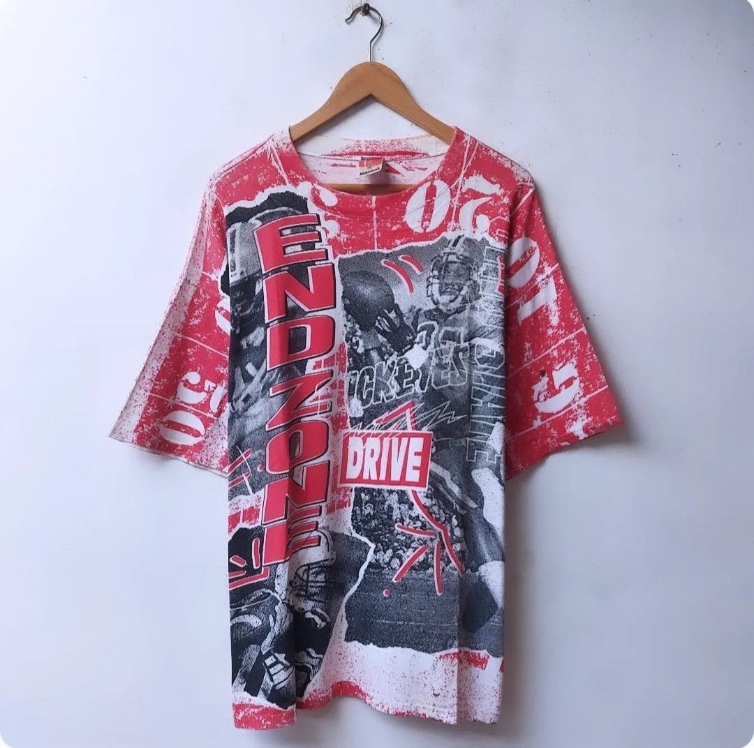 Vintage Vintage 90s End Zone Drive Allover Print Tshirt Size US XL / EU 56 / 4 - 1 Thumbnail