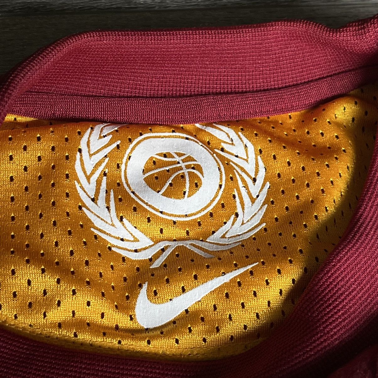 Nike × Vintage Vintage Nike United Ballers UBall Center Swoosh Jersey Tee Size US XL / EU 56 / 4 - 3 Thumbnail