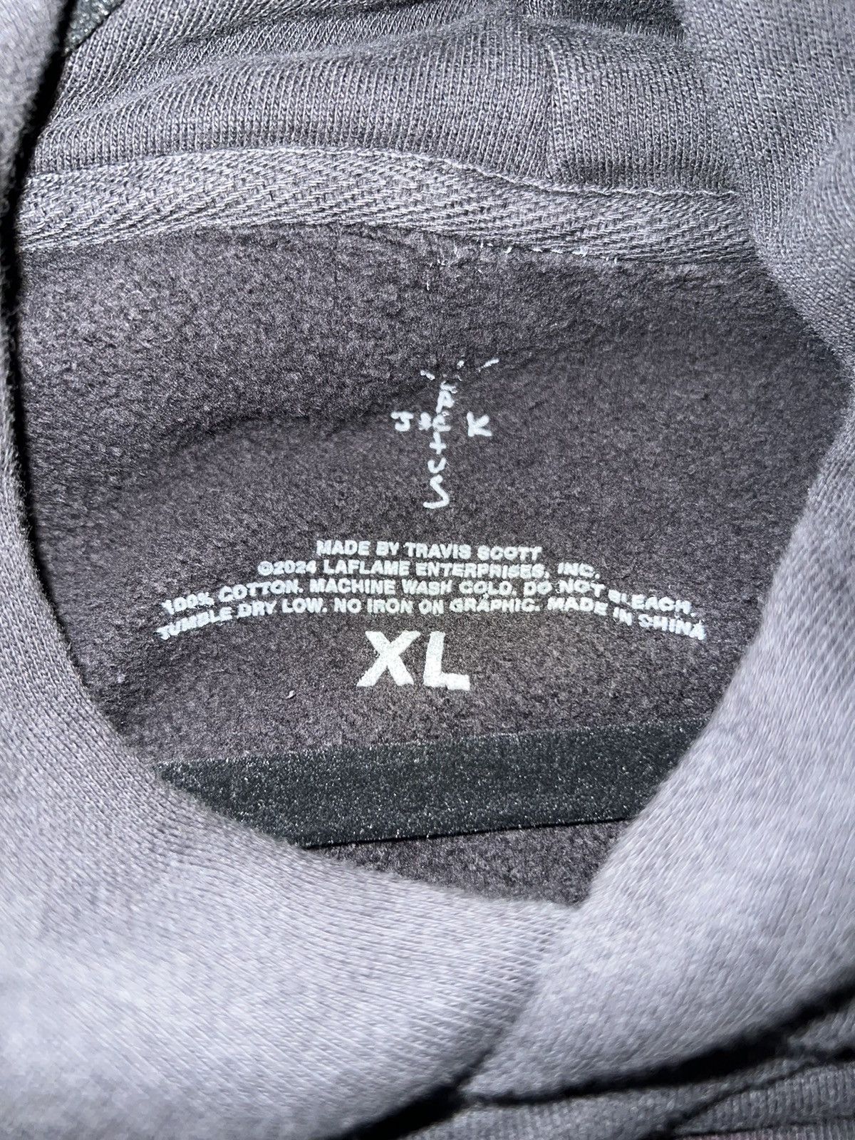 Complex × Travis Scott ComplexCon X Travis Scott X CactusCon Size US XL / EU 56 / 4 - 2 Thumbnail