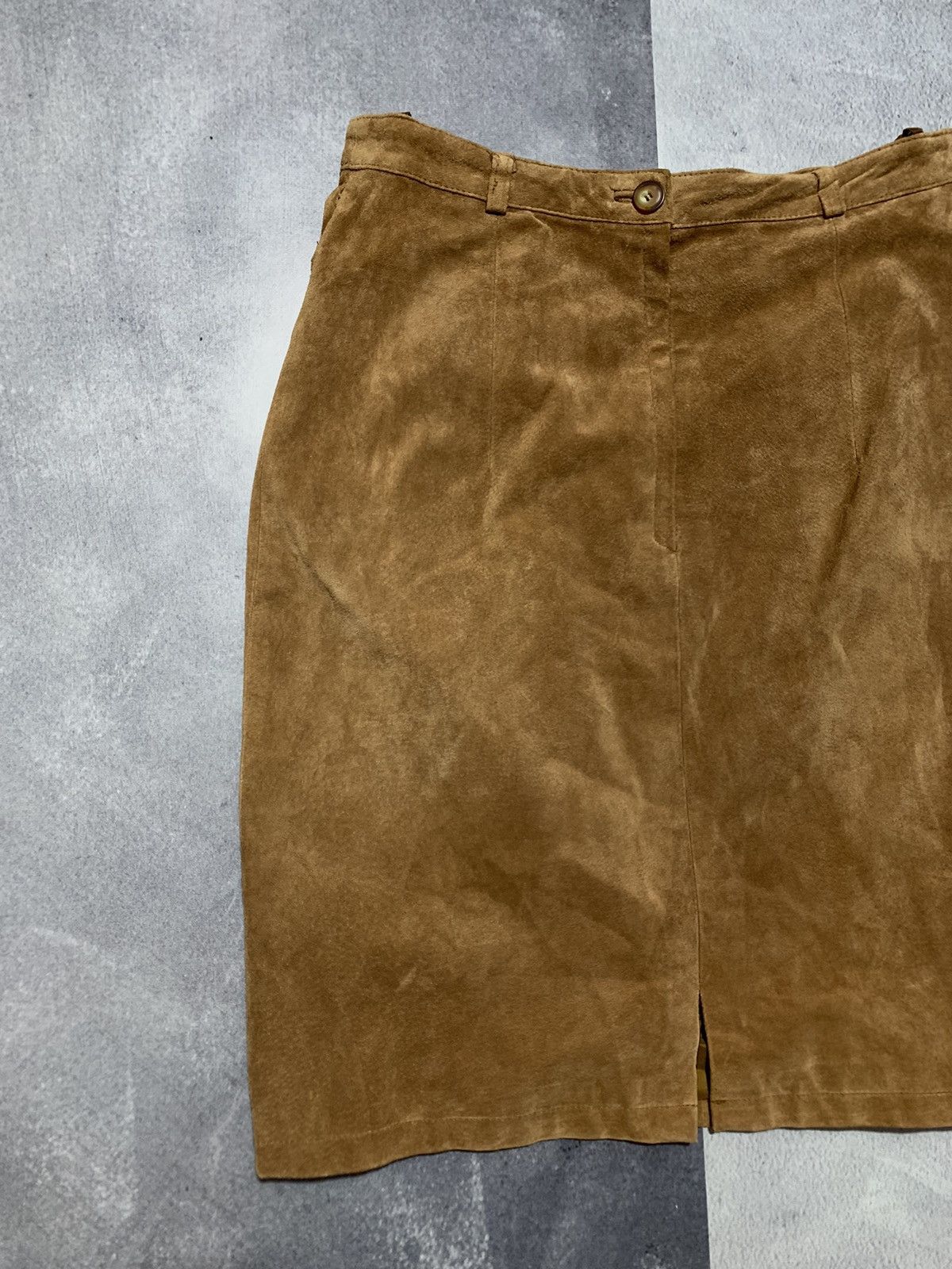 Leather × Vintage Vintage 70s Leather suede midi skirt retro size 34 Size 34" / US 12 / IT 48 - 2 Thumbnail