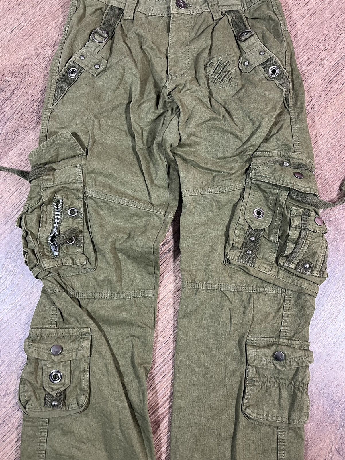 Japanese Brand Vintage Multi pocket Cargo Pants Size US 31 - 3 Thumbnail