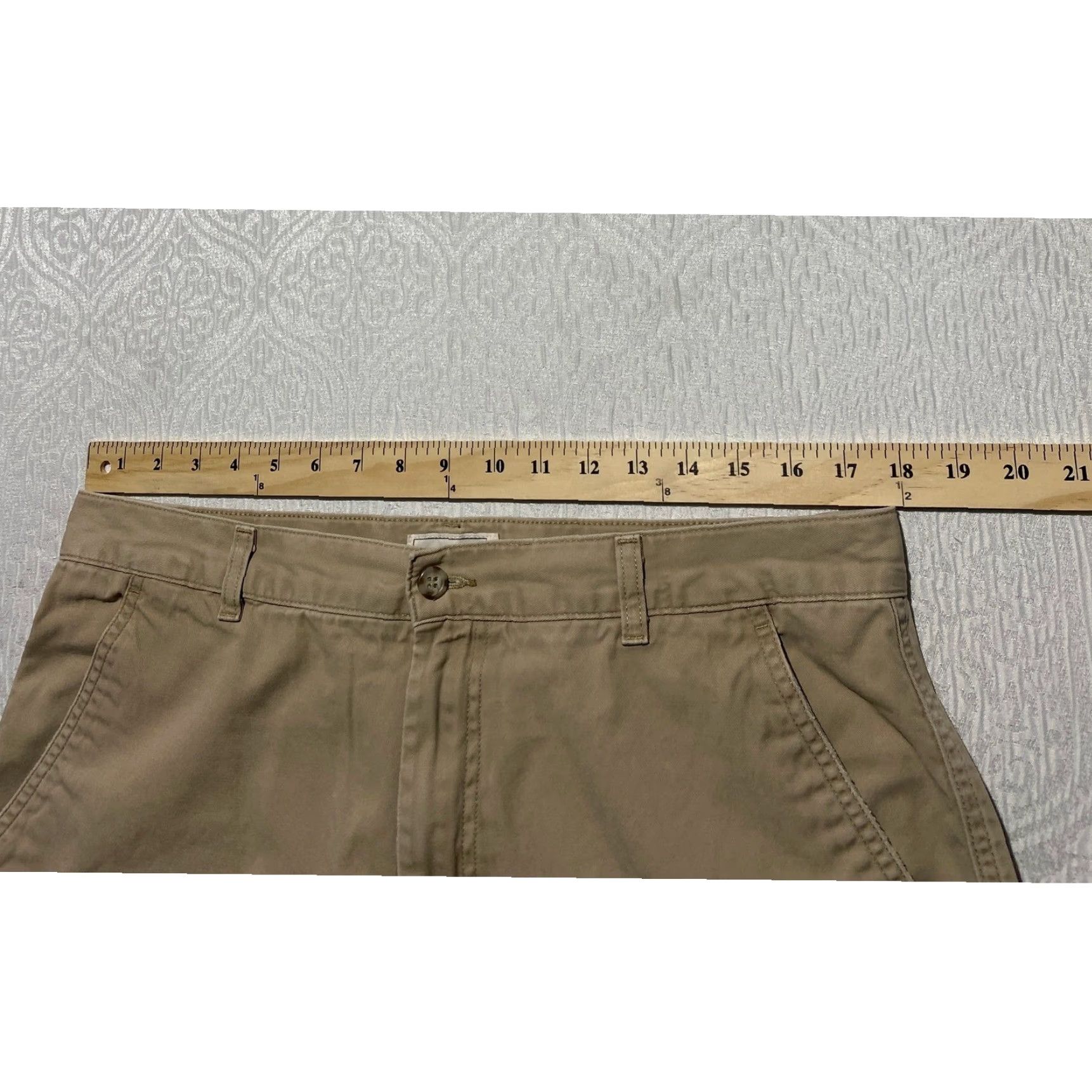 Dockers VINTAGE Dockers Mens 36 Khaki Cargo Shorts Relaxed Fit Flat Front 100% Cotton Tan Size US 36 / EU 52 - 4 Thumbnail