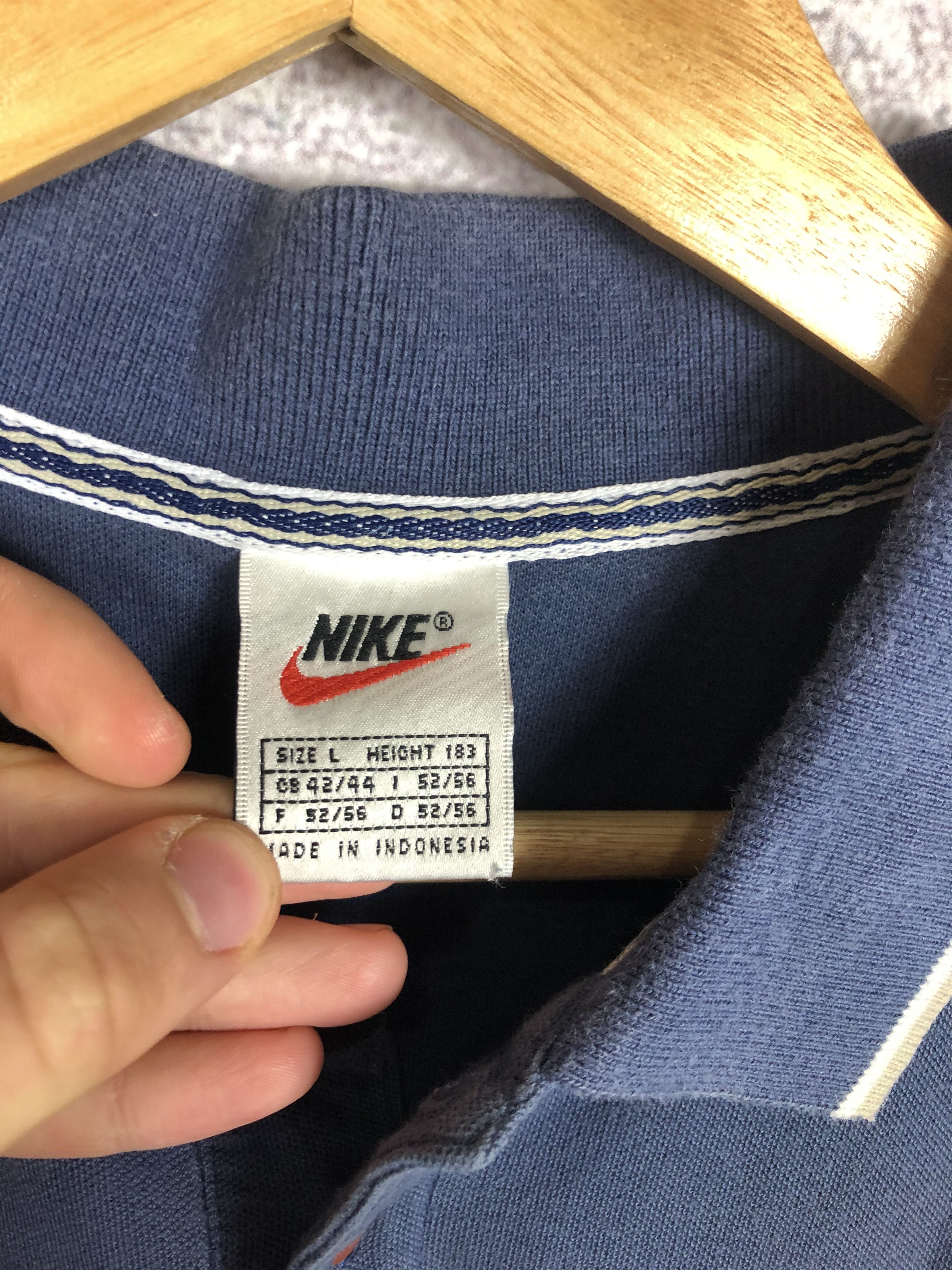 Nike Vintage Nike Challenge Court Small Swoosh Polo Shirt Size US L / EU 52-54 / 3 - 8 Thumbnail