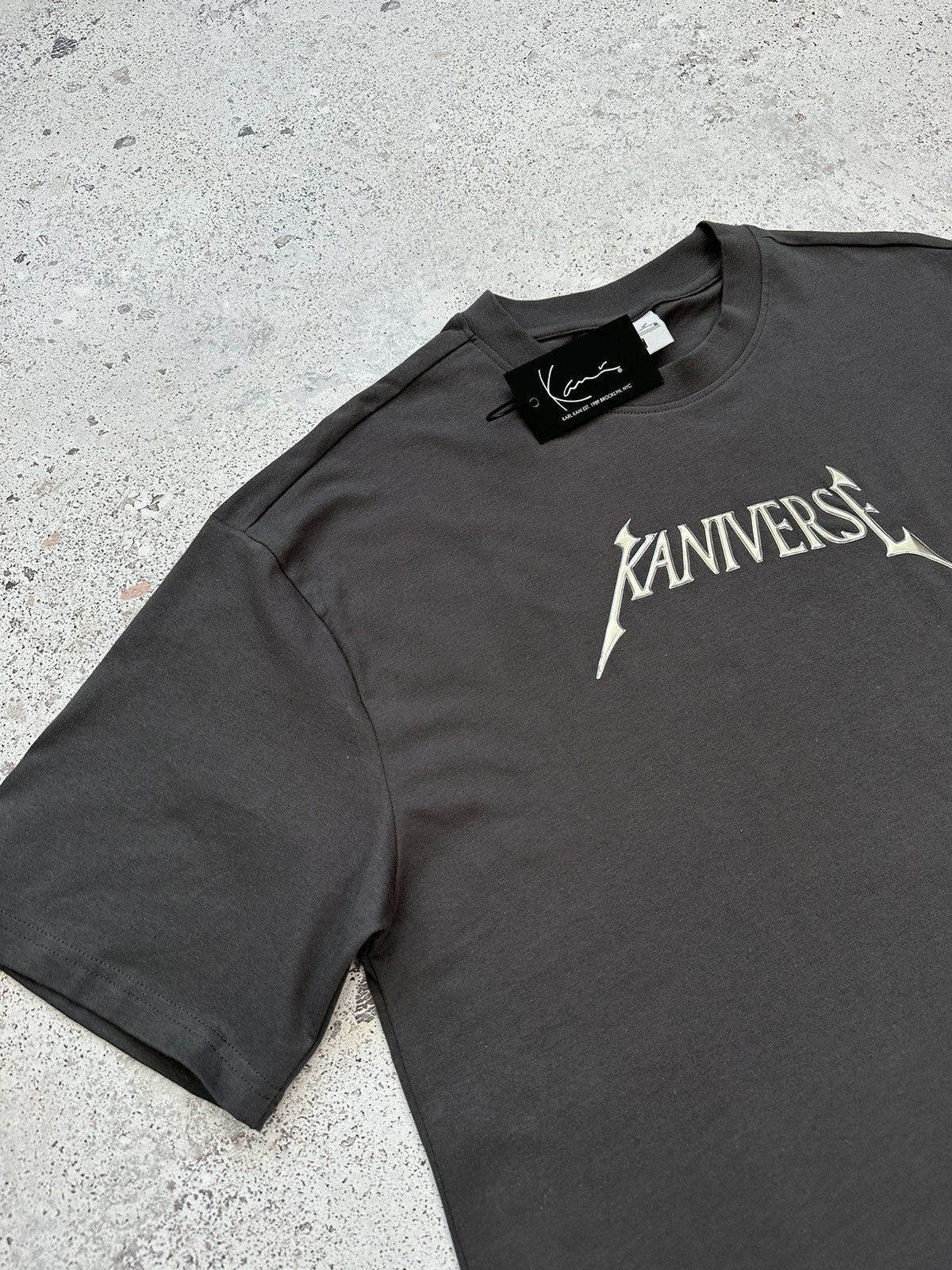 Karl Kani Karl Kani Metaverse Signature graphic T shirt Men M washed Size US M / EU 48-50 / 2 - 12 Thumbnail