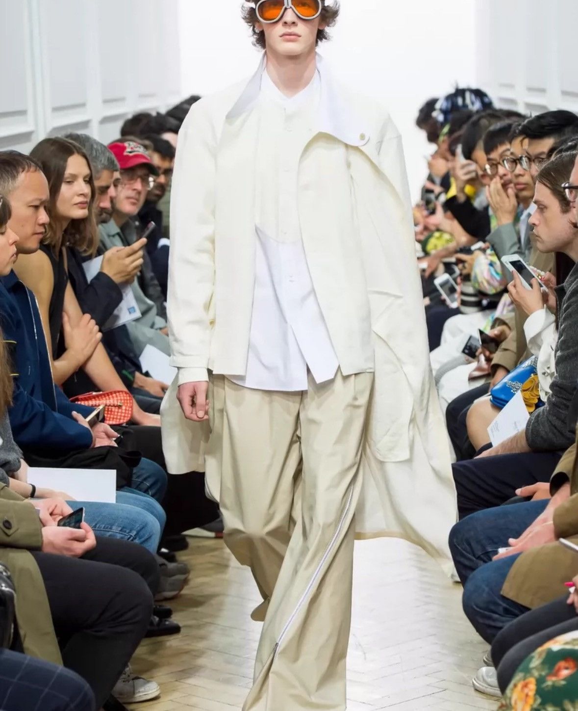 JW Anderson JW ANDERSON SS17 asymmetrical deconstructive trench coat Size US S / EU 44-46 / 1 - 6 Thumbnail