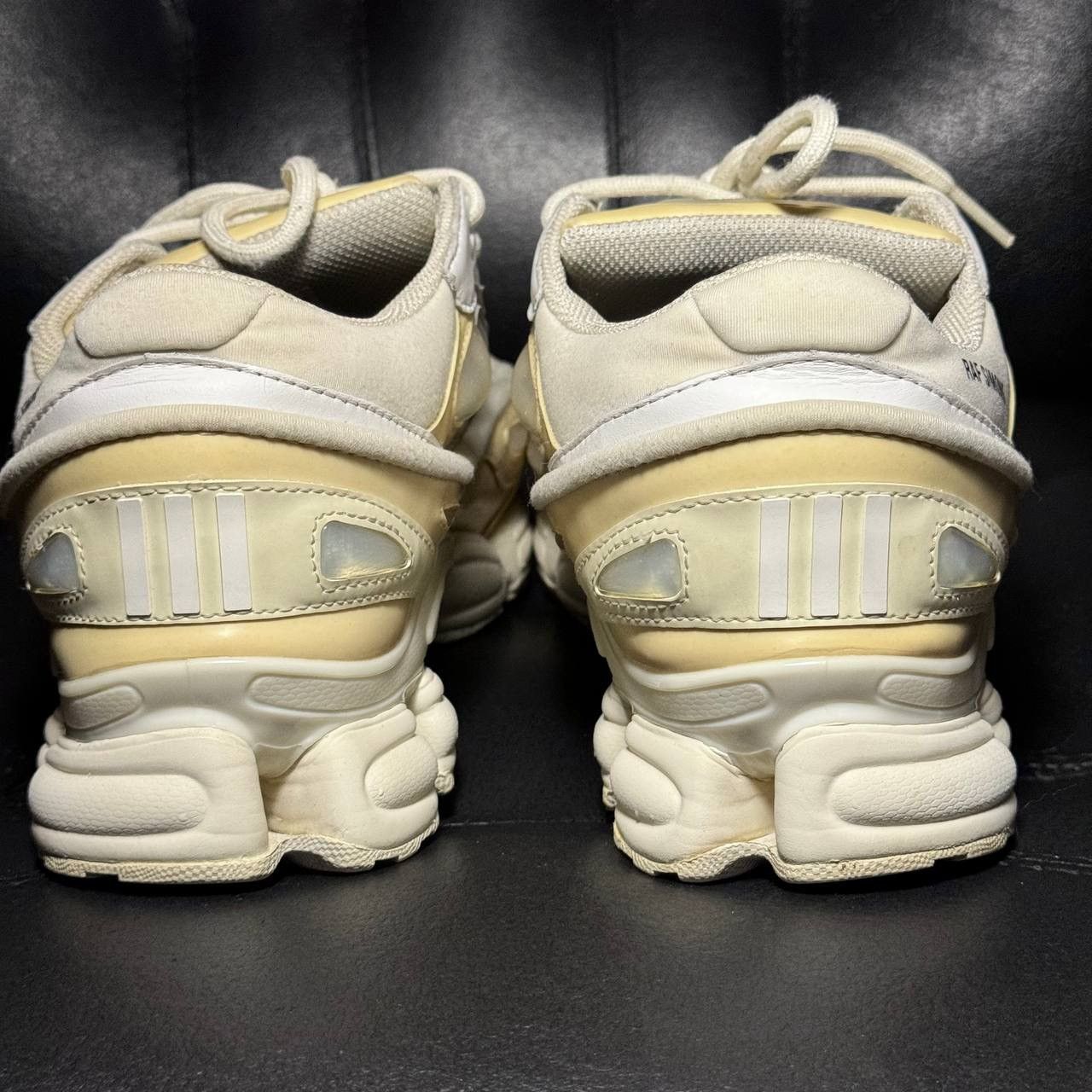 Adidas × Raf Simons Adidas Raf Simons Ozweego bunny cream white Size US 8 / EU 41 - 2 Thumbnail