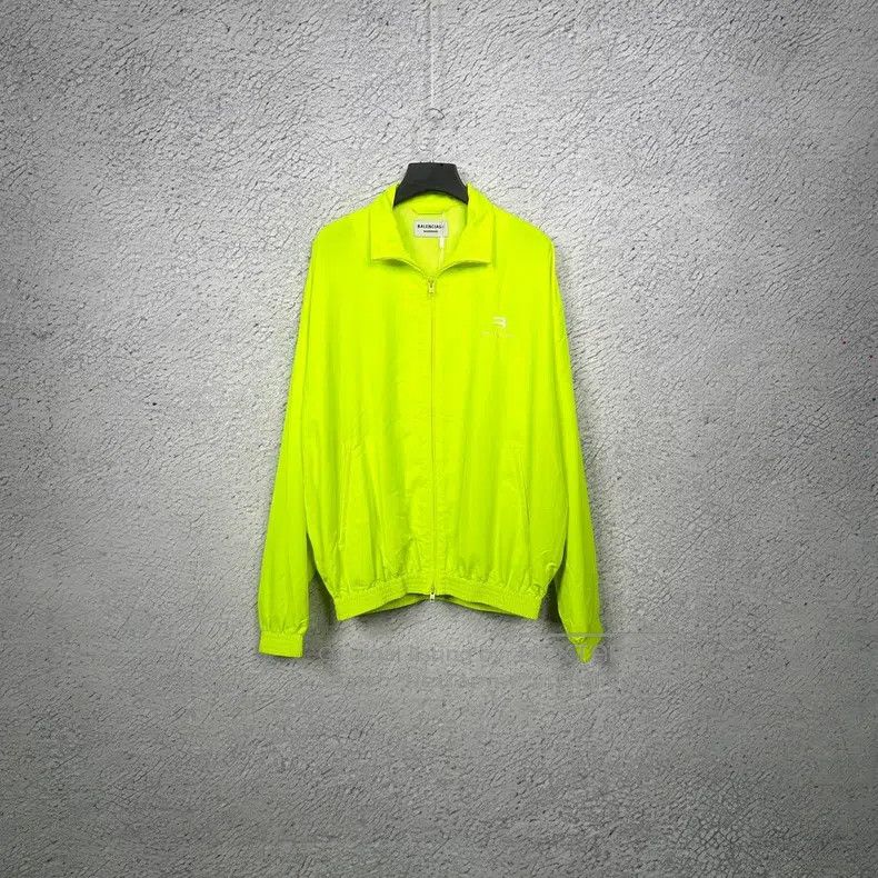 Balenciaga Balenciaga Fluorescent Green Stand Collar Zipper Coach Jac Size XS / US 0-2 / IT 36-38 - 1 Thumbnail